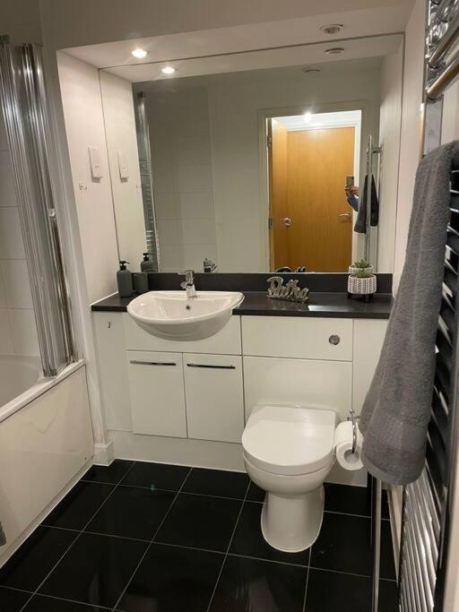 Appartamento 1 Bedroom Royal Docks *