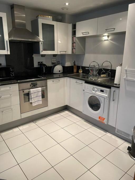 Appartamento 1 Bedroom Royal Docks Londra